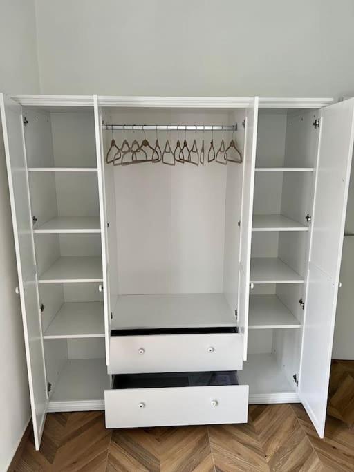 Casa Sassari - Vicino Porta Susa F.S. تورينو المظهر الخارجي الصورة