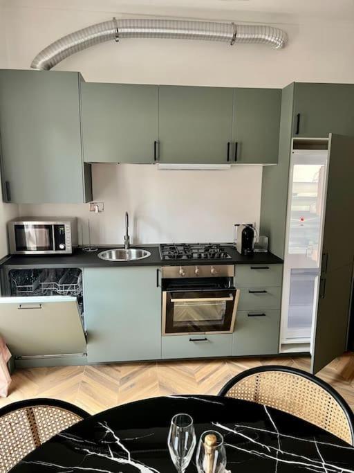 Casa Sassari - Vicino Porta Susa F.S. تورينو المظهر الخارجي الصورة